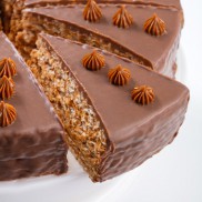 Tort "Napolitane și caramel" - 4 Imagine